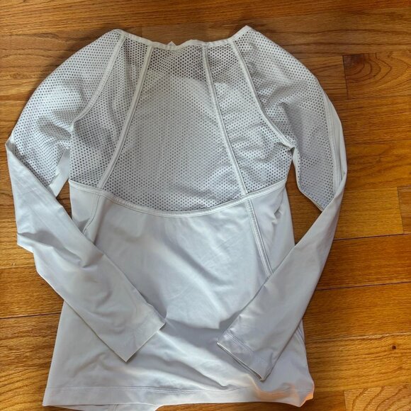 White Long Sleeve Body Fit - Picture 3 of 3